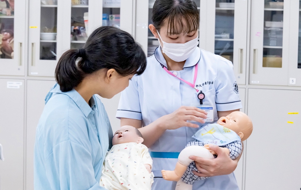 赤ちゃん抱っこ体験