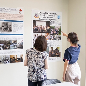 海外研修/国際交流ポスター展示